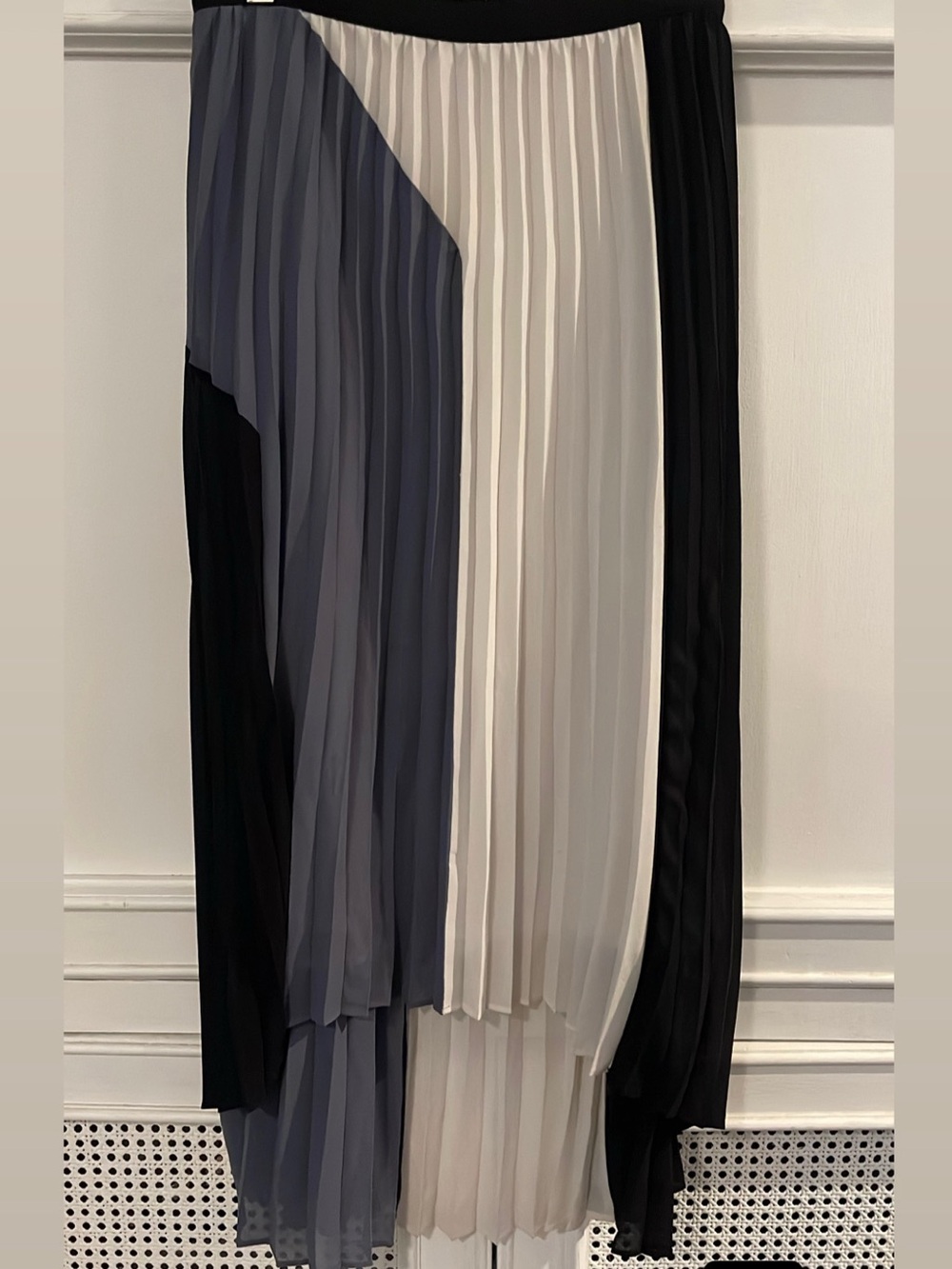 Pleated Colorblock Maxi Skirt - Black, Gray, Cream